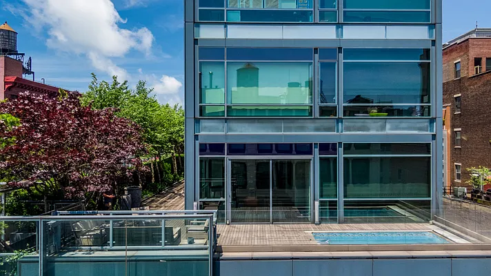 Rented by Compass | media 28