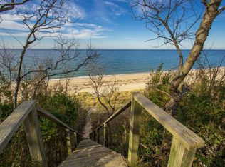 970 Salt Marsh Ln, Peconic, NY 11958