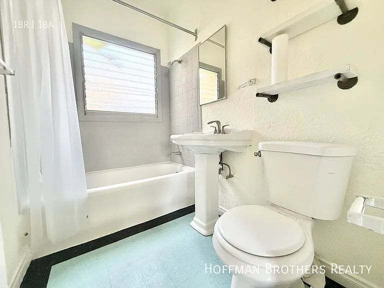 5953 3/4 Barton Ave — Photo 6