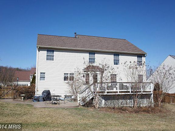 5th image of 7 Scotland Cir