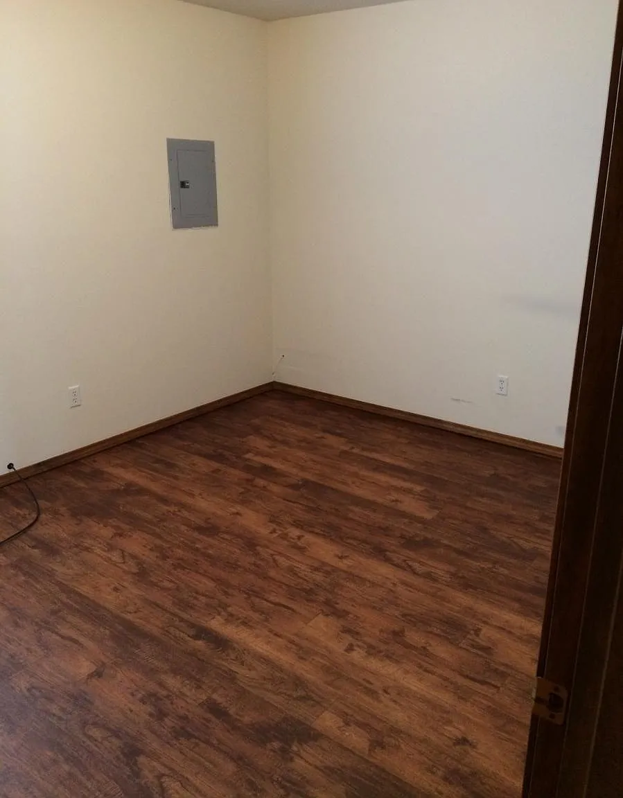 2525 Lake Pointe — Photo 3