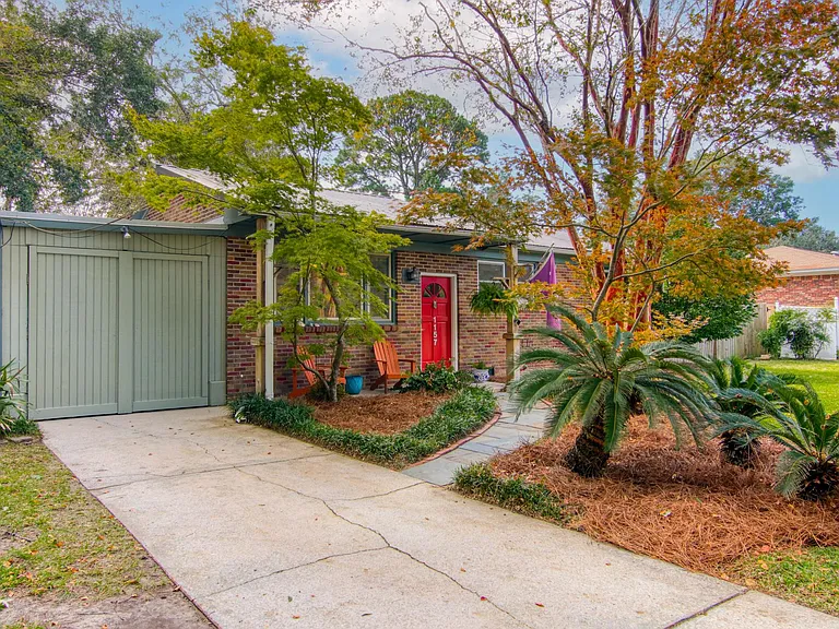 1157 Oxbow Dr — Photo 40