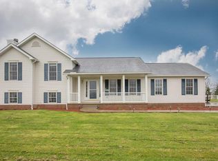 49734 Woodland Dr, East Liverpool, OH 43920