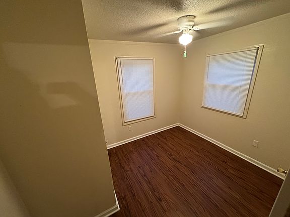 4th image of 1704 N King St APT D