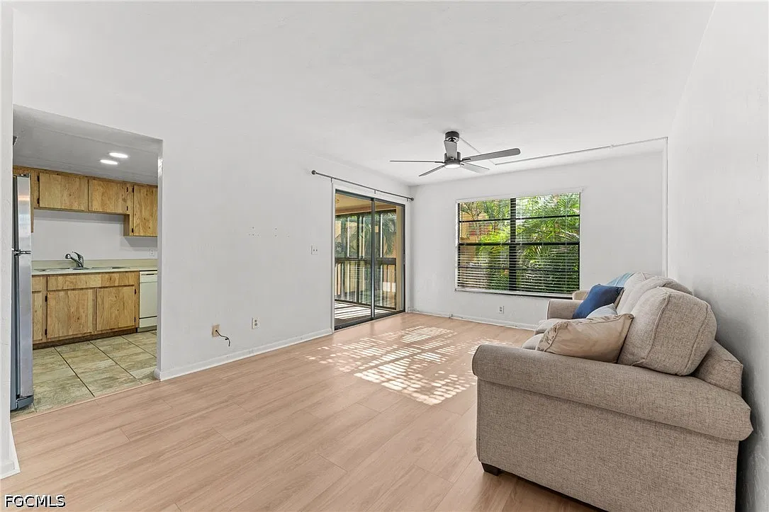 6142 Whiskey Creek Dr — Photo 4