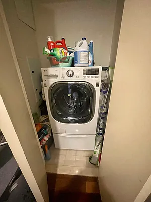 Rented by Nooklyn NYC LLC | media 48