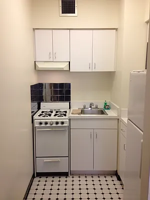 Rented by Corcoran | media 2