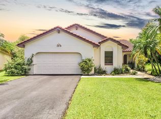 1975 Sacramento, Weston, FL 33326