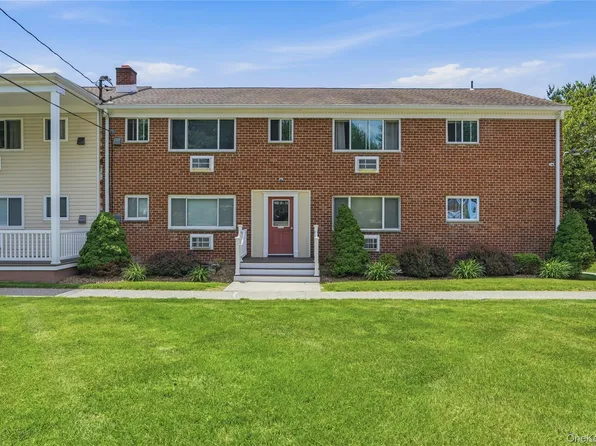 90 Osborne Hill Road #B14, Wappingers Falls, NY 12590