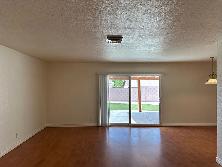 6409 Churchfield Blvd — Photo 5