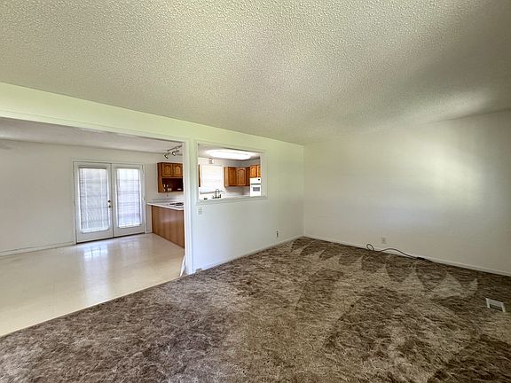 4th image of 2768 Bellar Rd