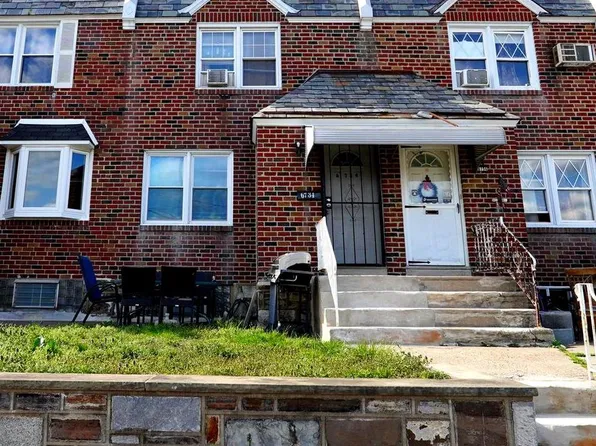 6734 Revere St, Philadelphia, PA 19149