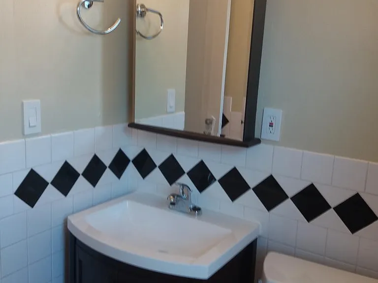 4105 N Bartlett Ave — Photo 11
