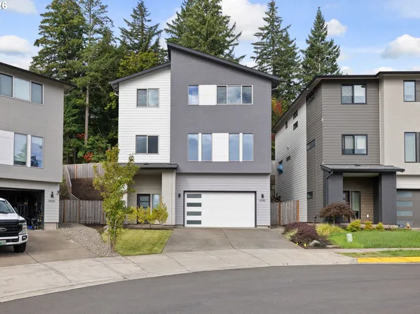 9985 SE Elderberry St, Happy Valley, OR 97086