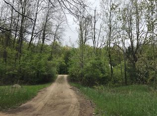 1677 E Pratt Lake Rd, Gladwin, MI 48624