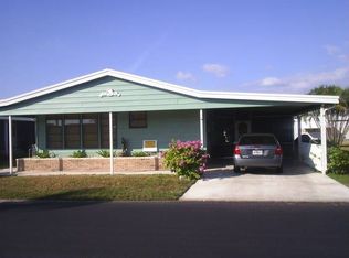 912 Strongbox Ln, North Fort Myers, FL 33917