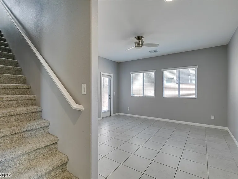 1835 Lincoln Rd — Photo 3