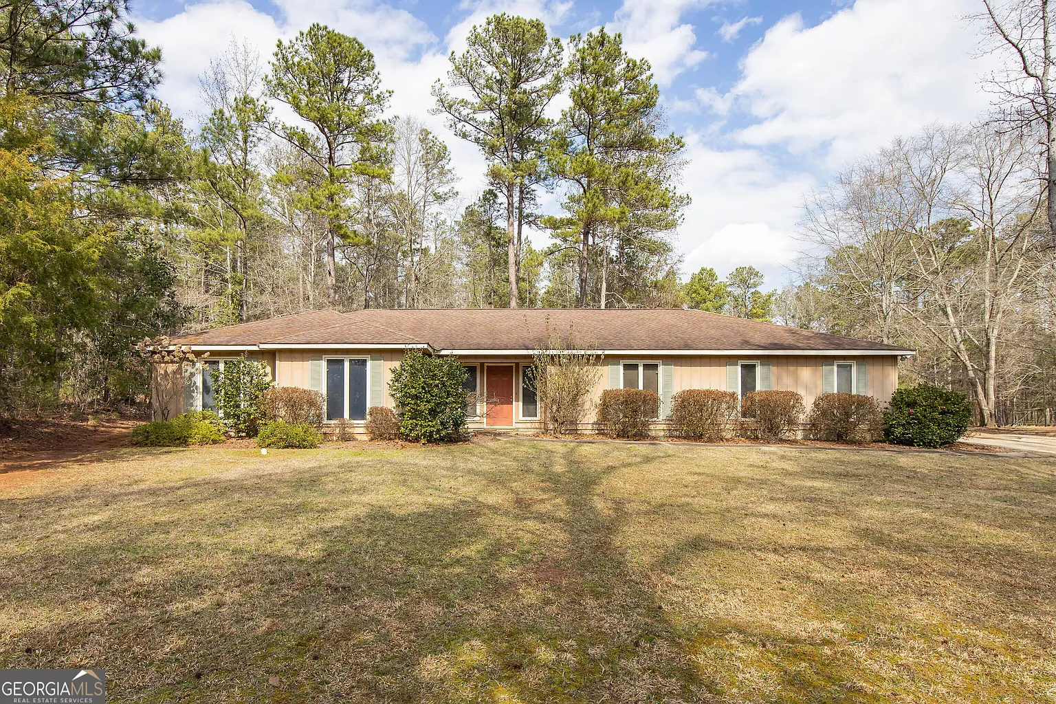 1801 Biggers Rd photo 1