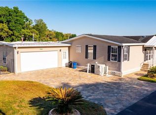 5040 Shirley Cir, Zephyrhills, FL 33542