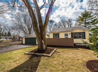 145 Ross Ave, South Elgin, IL 60177