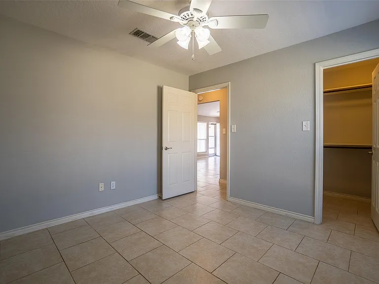 140 Lakewood Dr — Photo 34