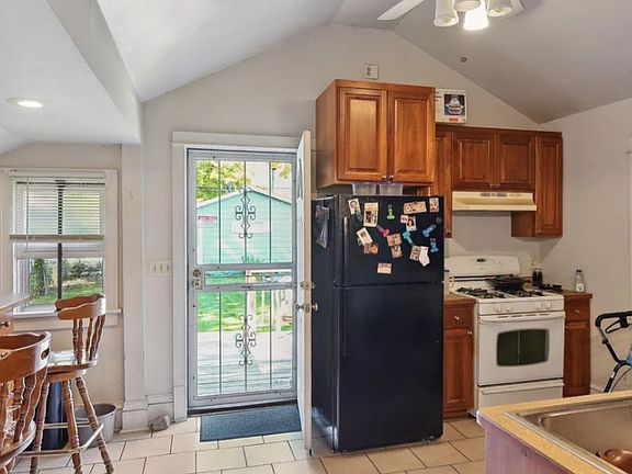 2nd image of 2121 Bryant Ave N #1