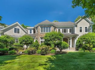 1 Stonefield Ln, Wellesley, MA 02482