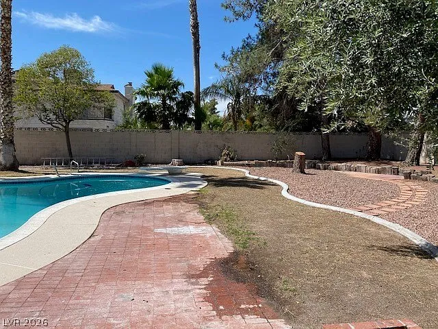 2047 Westwind Rd — Photo 29
