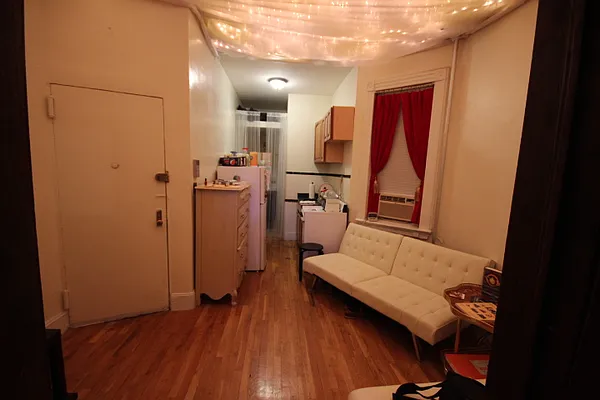 Rented by Landmark Realty & Management | media 9