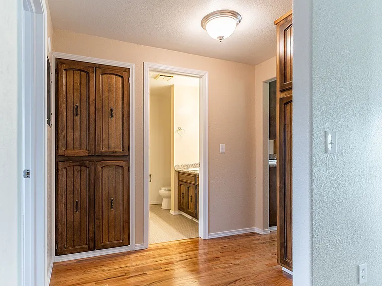 340 Denver St NE — Photo 23