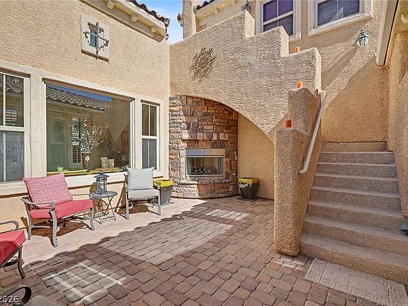 4th image of 7567 Pearl Crescent Dr