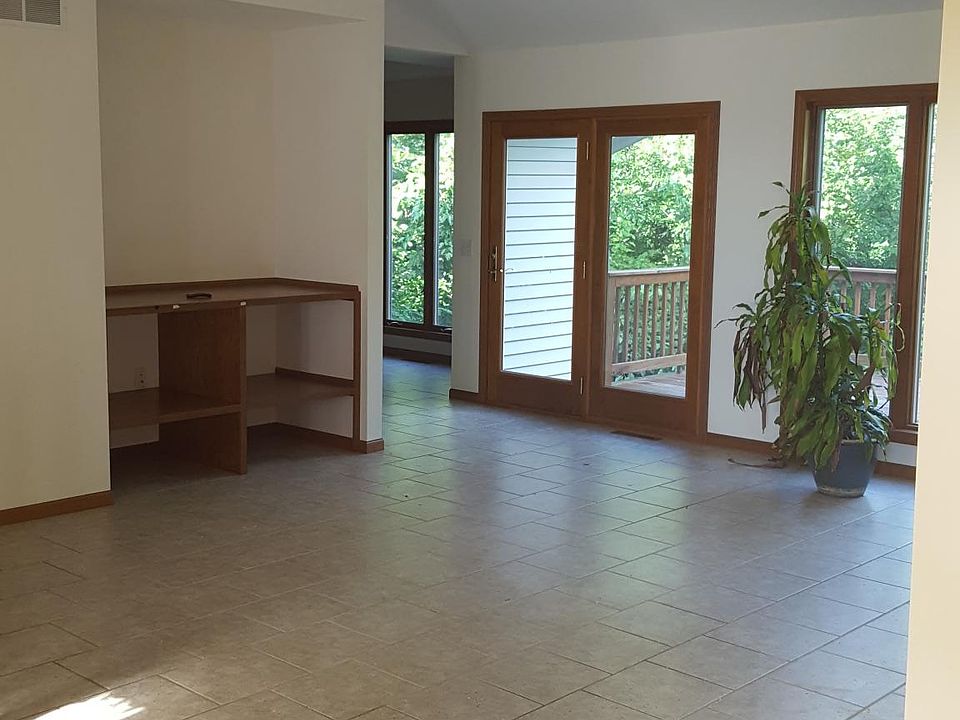 S8888 S Grubers Grove Rd, Prairie Du Sac, WI 53578 Zillow