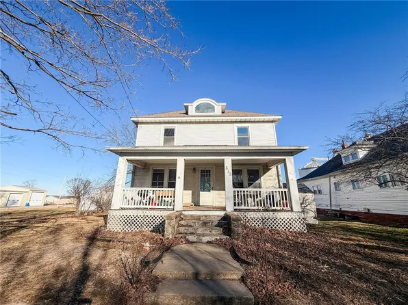 306 W Buena Vista St, Kansas, IL 61933