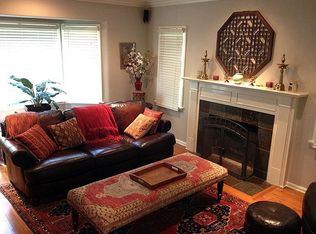 1948 Oakwood St, Pasadena, CA 91104