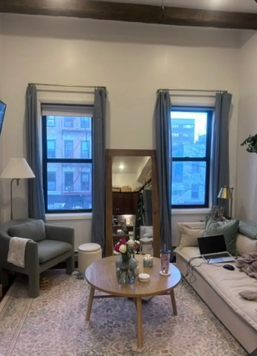 111 Graham Avenue — Photo 2