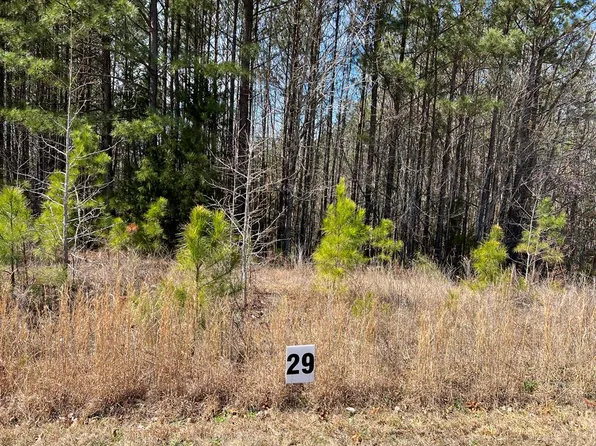 29 Starboard Dr, Bracey, VA 23919