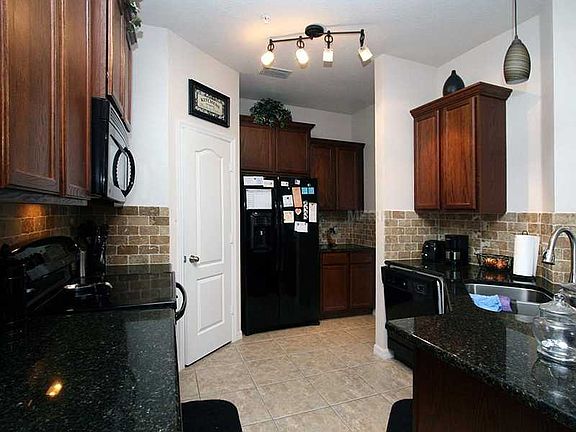 4th image of 15319 Oak Apple Ct #9C