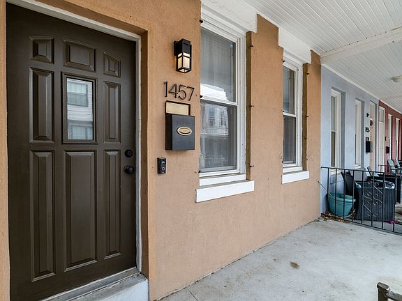 4th image of 1457 N Corlies St