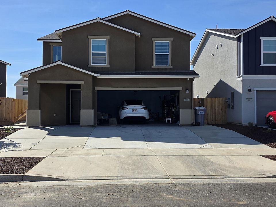 1st image of 249 Sable St