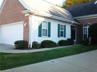 469 Shadowbrook Cir, Aurora, OH 44202