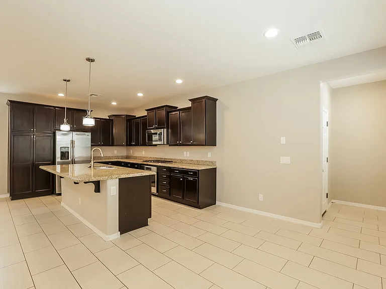 2252 S Osborn Ln — Photo 8