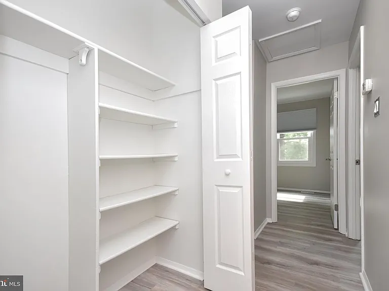 8853 Teakwood Ct — Photo 31