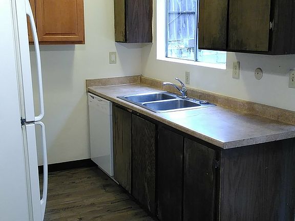 Kitchen side_06092023