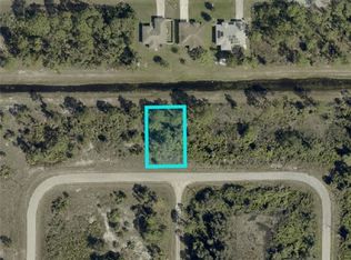 1053 Dearborn St, Lehigh Acres, FL 33974