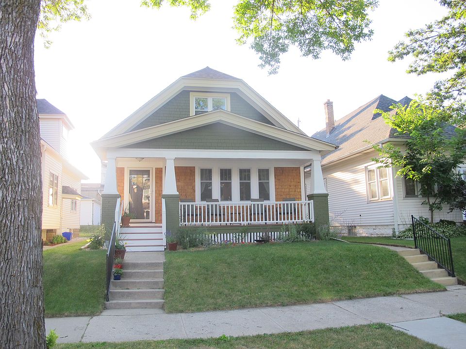 Bungalow with Full Porch