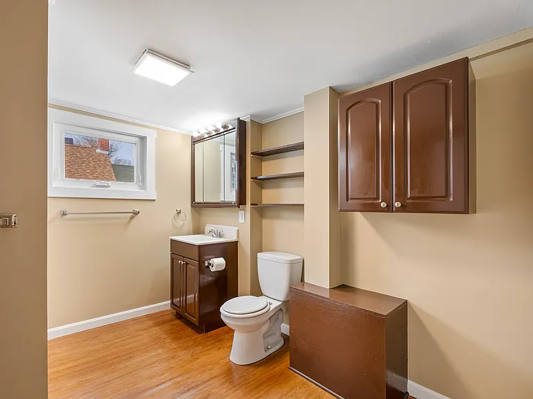 15 Jefferson St #2 — Photo 6