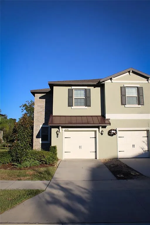 3 bed, 2.5 bath, 1787 sqft, $2,145 — Photo 1