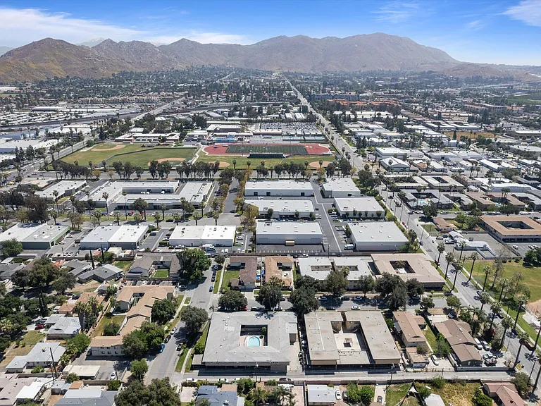 Waldorf Apartments- Riverside, CA — Photo 78