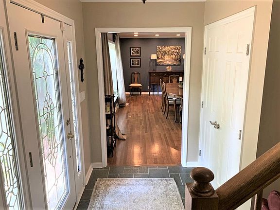 3rd image of 2778 Caledon Ln