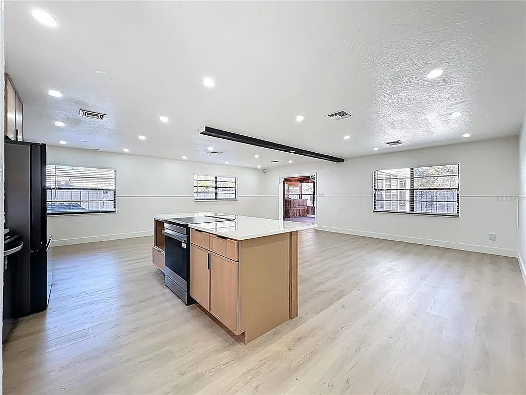 Building Photo - 3463 Arnel Dr